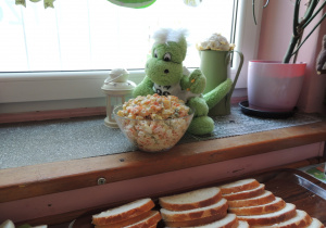 Nasz Dinuś też wie co jest dobre.