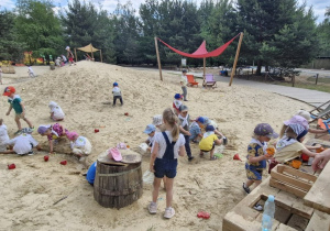 Grupa 1 na plaży.