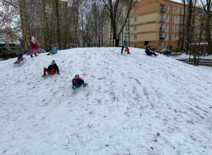 01-02.2021 ZABAWY NA ŚNIEGU