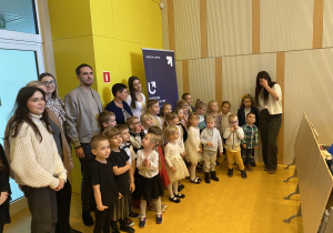 Wszyscy uczestnicy i organizatorzy.