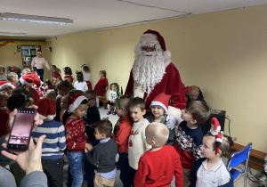 Teraz już są wszyscy. Witaj Św. Mikołaju.